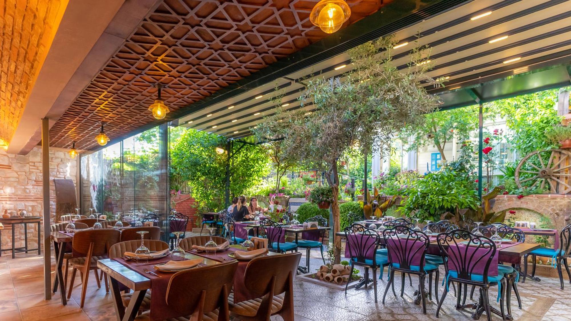 Olive Garden Apart Hotel Истанбул Екстериор снимка
